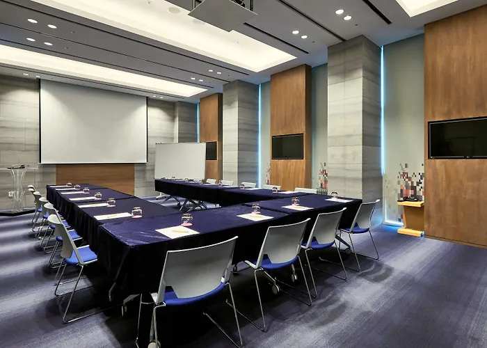 Aloft By Marriott Gangnam Hotel 3*